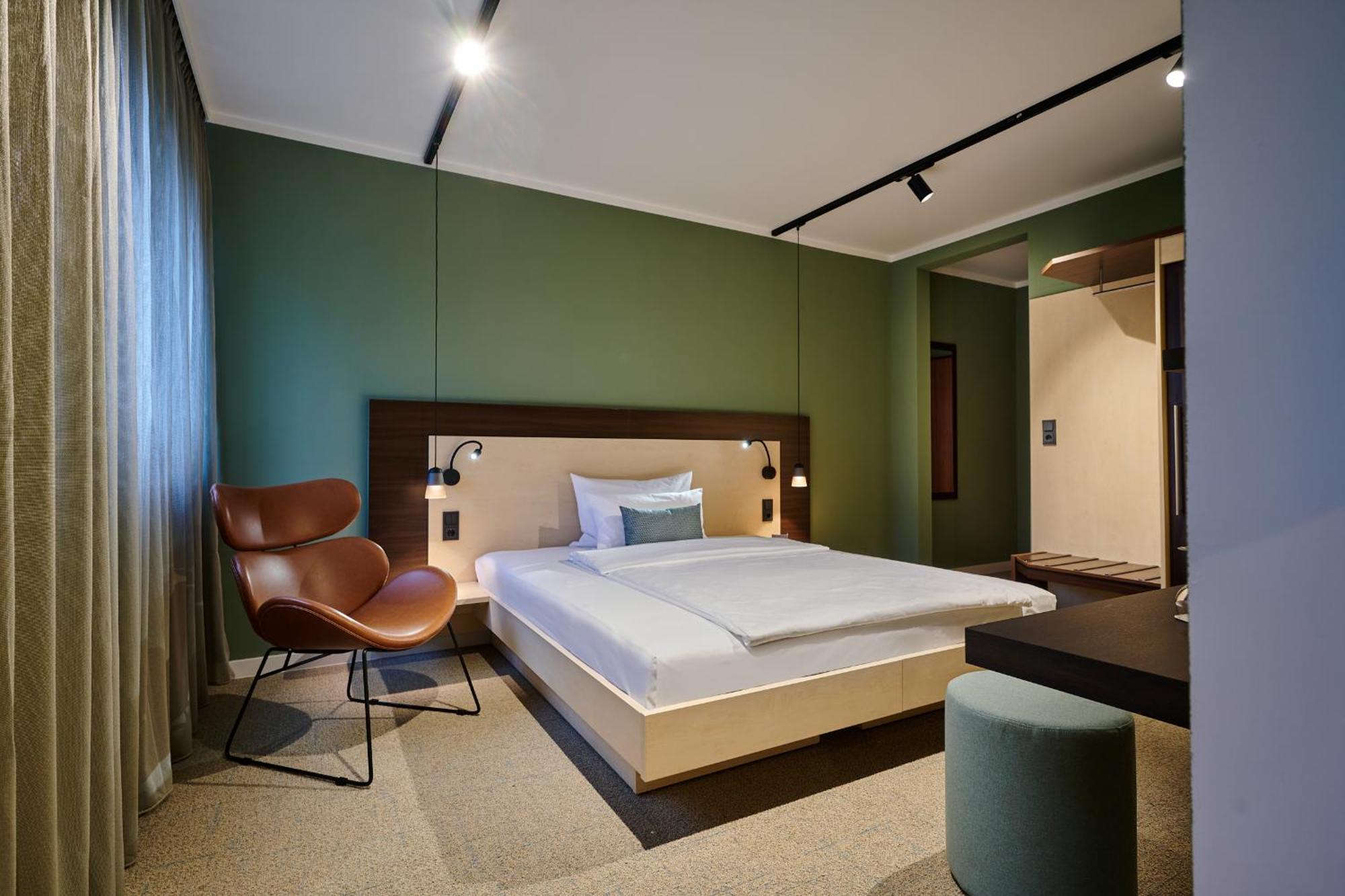Hotel Westend Нюрнберг Екстериор снимка