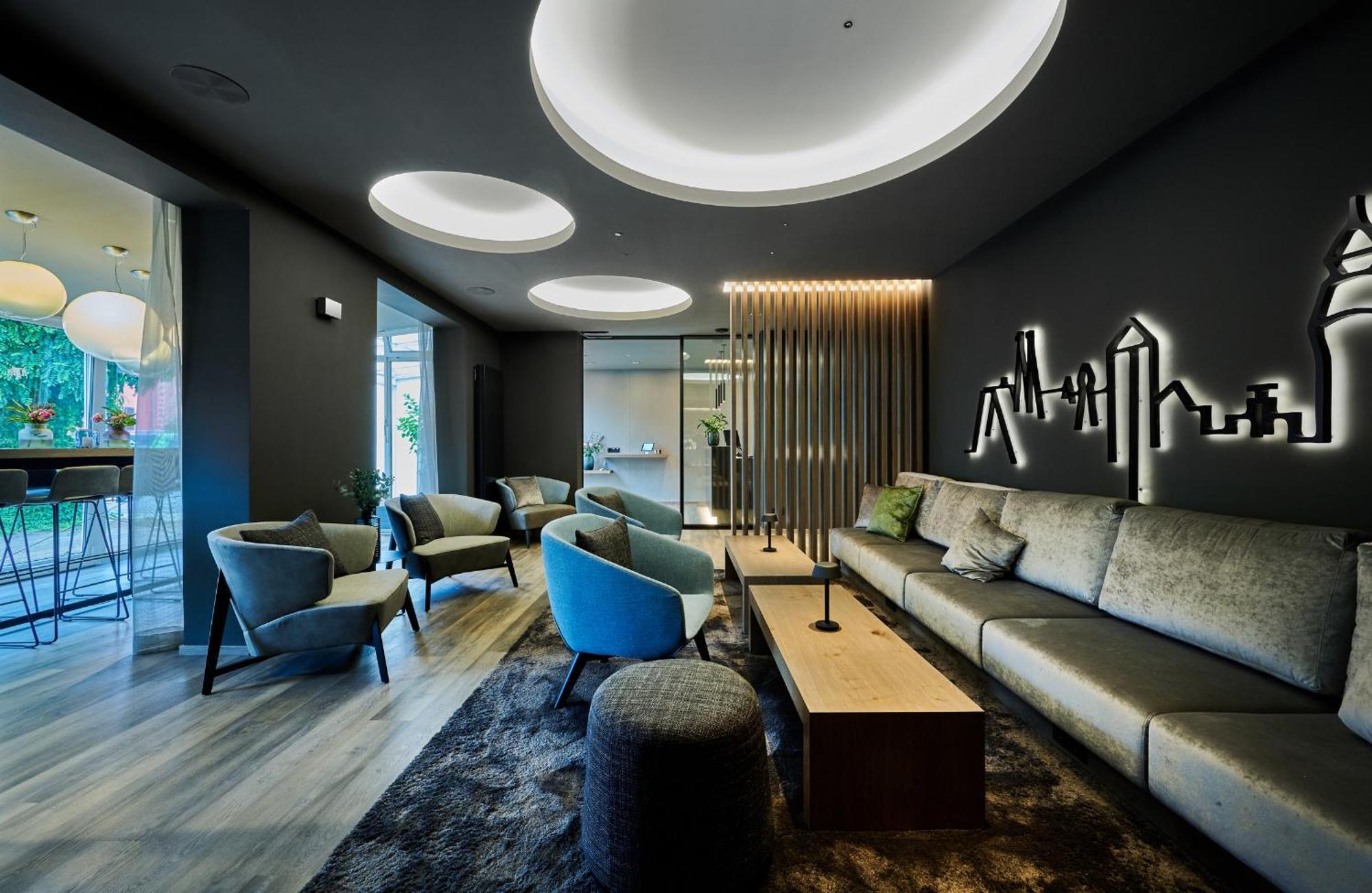 Hotel Westend Нюрнберг Екстериор снимка